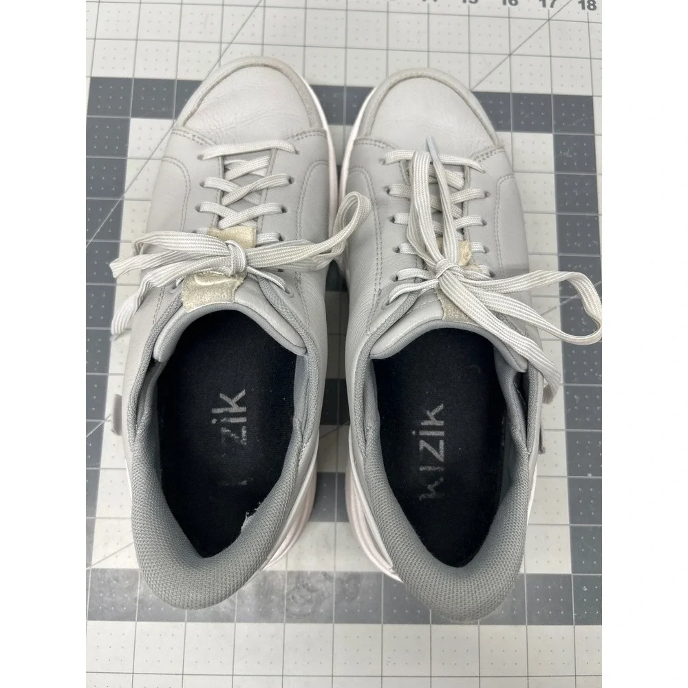 Kizik Sydney Sneaker Women 7.5 Grey Leather Hands Free Slip On Low Top Everyday